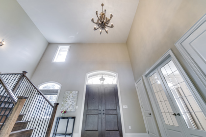 Foyer - 5041 Lakeshore Rd, Burlington - Elite3 & Team at 5041 Lakeshore Road, Appleby, Burlington Foyer - 5041 Lakeshore Rd, Burlington - Elite3 & Team at 5041 Lakeshore Road, Appleby, Burlington