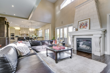 Great Room - 5041 Lakeshore Rd, Burlington - Elite3 & Team at 5041 Lakeshore Road, Appleby, Burlington Great Room - 5041 Lakeshore Rd, Burlington - Elite3 & Team at 5041 Lakeshore Road, Appleby, Burlington