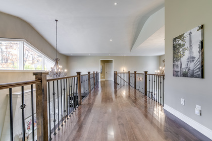 2nd Floor Hallway - 5041 Lakeshore Rd, Burlington - Elite3 & Team at 5041 Lakeshore Road, Appleby, Burlington 2nd Floor Hallway - 5041 Lakeshore Rd, Burlington - Elite3 & Team at 5041 Lakeshore Road, Appleby, Burlington