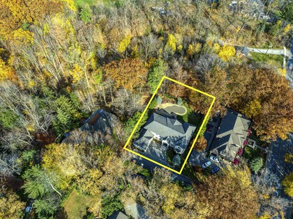 5041 Lakeshore Rd, Burlington - Elite3 & Team at 5041 Lakeshore Road, Appleby, Burlington 5041 Lakeshore Rd, Burlington - Elite3 & Team at 5041 Lakeshore Road, Appleby, Burlington