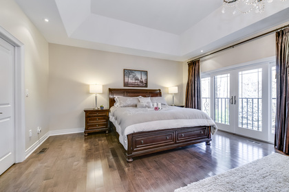 Master Bedroom - 5041 Lakeshore Rd, Burlington - Elite3 & Team at 5041 Lakeshore Road, Appleby, Burlington Master Bedroom - 5041 Lakeshore Rd, Burlington - Elite3 & Team at 5041 Lakeshore Road, Appleby, Burlington