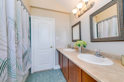 5pc Bath - 2292 Eighth Line, Oakville - Elite3 & Team at 2292 Eighth Line, Iroquois Ridge North, Oakville