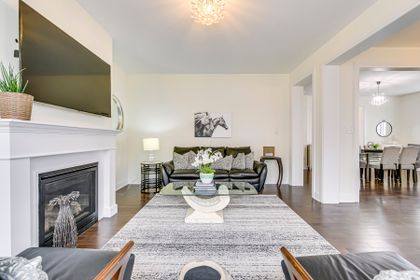 Great Room - 744 Kennedy Cir. W.., Milton - Elite3 & Team at 744 Kennedy Cir., Cobban, Milton Great Room - 744 Kennedy Cir. W.., Milton - Elite3 & Team at 744 Kennedy Cir., Cobban, Milton