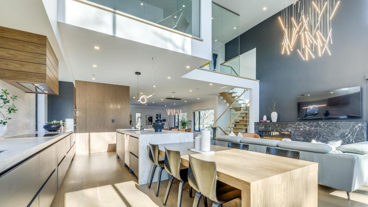 2174 Elmhurst Avenue, Eastlake, Oakville 