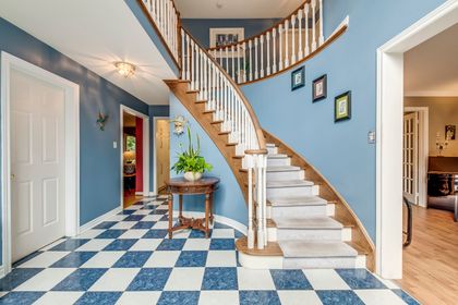 Stairs to 2nd Level - 566 Blenheim Cres., Oakville - Elite3 & Team at 566 Blenheim Crescent, Eastlake, Oakville