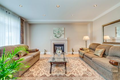 Family Room - 2395 Thruxton Dr., Oakville at 2395 Thruxton Drive, Iroquois Ridge North, Oakville