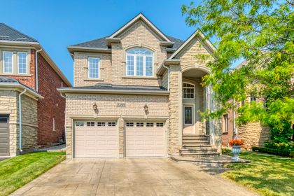 Exterior - 2395 Thruxton Dr., Oakville at 2395 Thruxton Drive, Iroquois Ridge North, Oakville