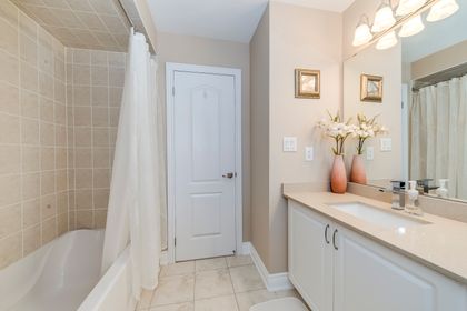 4th Bedroom Ensuite - 2395 Thruxton Dr., Oakville at 2395 Thruxton Drive, Iroquois Ridge North, Oakville