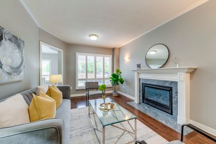 Family Room - 2303 Hilltop Lane, Oakville - Elite3 & Team at 2303 Hilltop Lane, West Oak Trails, Oakville