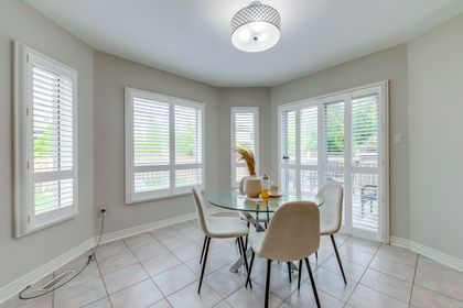 Breakfast Area - 2303 Hilltop Lane, Oakville - Elite3 & Team at 2303 Hilltop Lane, West Oak Trails, Oakville