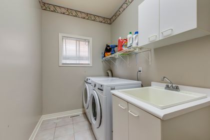 Laundry Room - 2303 Hilltop Lane, Oakville - Elite3 & Team at 2303 Hilltop Lane, West Oak Trails, Oakville