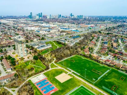 Location - 22 - 840 Dundas St.W., Mississauga - Elite3 & Team at 22 - 840 W. Dundas Street, Erindale, Mississauga