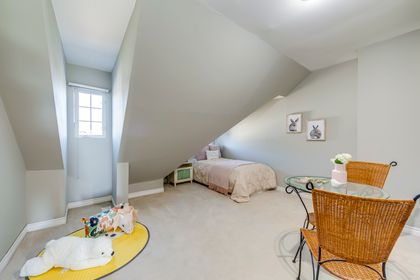 Office/Sitting Room - 22 - 840 Dundas St.W., Mississauga - Elite3 & Team at 22 - 840 W. Dundas Street, Erindale, Mississauga