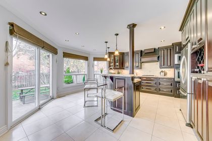 Kitchen - 3401 Water Lily Crt., Mississauga - Elite3 & Team at 3401 Water Lily Court, Lisgar, Mississauga