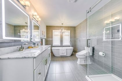 Primary Bedroom Ensuite - 3401 Water Lily Crt., Mississauga - Elite3 & Team at 3401 Water Lily Court, Lisgar, Mississauga