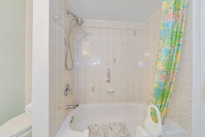 Main Bath - 384 Kittridge Rd., Oakville at 384 Kittridge Road, Uptown Core, Oakville
