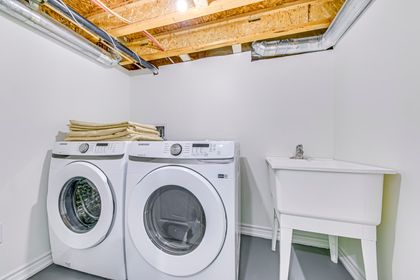 Laundry – 3078 Janice Dr., Oakville - Elite3 & Team at 3078 Janice Drive, Rural Oakville, Oakville