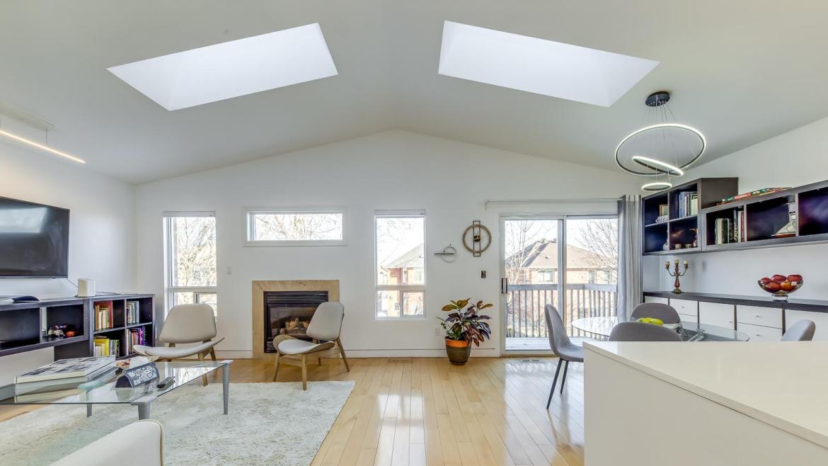 2321 Yorktown Circle, Central Erin Mills, Mississauga 