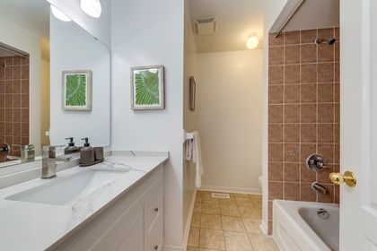 Main Bath - 36 Tideland Dr., Brampton at 36 Tideland Drive, Fletcher's Meadow, Brampton