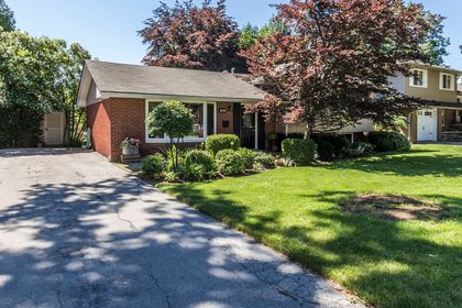 Exterior - 5222 Bromley Rd., Burlington - Elite3 & Team at 5222 Bromley Road, Appleby, Burlington