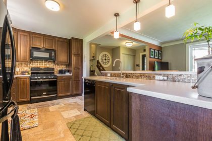 Kitchen - 5222 Bromley Rd., Burlington - Elite3 & Team at 5222 Bromley Road, Appleby, Burlington
