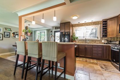 Kitchen - 5222 Bromley Rd., Burlington - Elite3 & Team at 5222 Bromley Road, Appleby, Burlington
