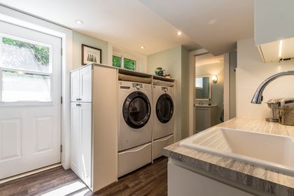 Laundry Room - 5222 Bromley Rd., Burlington - Elite3 & Team at 5222 Bromley Road, Appleby, Burlington
