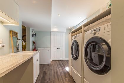Laundry Room - 5222 Bromley Rd., Burlington - Elite3 & Team at 5222 Bromley Road, Appleby, Burlington