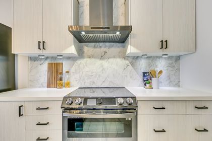 Kitchen - 4019 Sixth Line, Oakville - Elite3 & Team at 4019 Sixth Line, 1008 - GO Glenorchy, Oakville