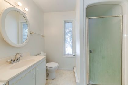 3pc Bath - 9416 5 Side Rd., Milton at 9416 5 Side Road, Esquesing, Milton