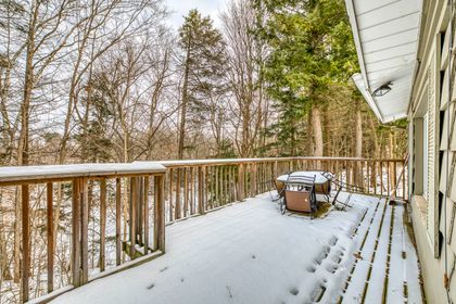 Deck - 9416 5 Side Rd., Milton at 9416 5 Side Road, Esquesing, Milton