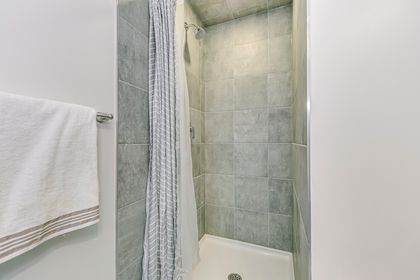 3pc Bath - 3118 Ernest Appelbe Blvd., Oakville at 3118 Ernest Appelbe Boulevard, 1008 - GO Glenorchy, Oakville