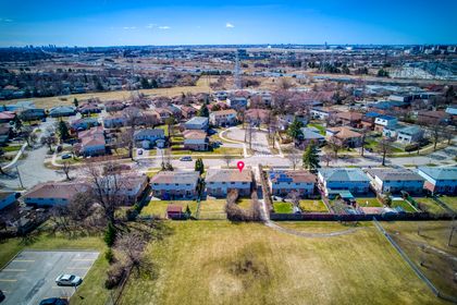 Location - 45 Hepworth Dr., Etobicoke at 45 Hepworth Drive, Willowridge-Martingrove-Richview, Toronto