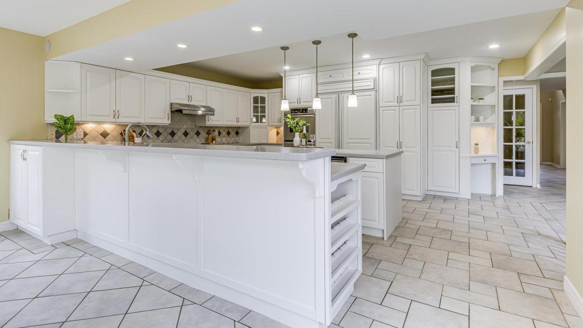 144 Mayla Drive, River Oaks, Oakville 