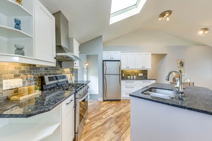 Kitchen - 5452 Croydon Rd., Burlington - Elite3 & Team at 5452 Croydon Road, Appleby, Burlington