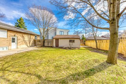 Backyard - 5452 Croydon Rd., Burlington - Elite3 & Team at 5452 Croydon Road, Appleby, Burlington