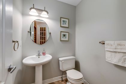 Powder Room - 2405 Hertfordshire Way., Oakville at 2405 Hertfordshire Way, 1009 - JC Joshua Creek, Oakville
