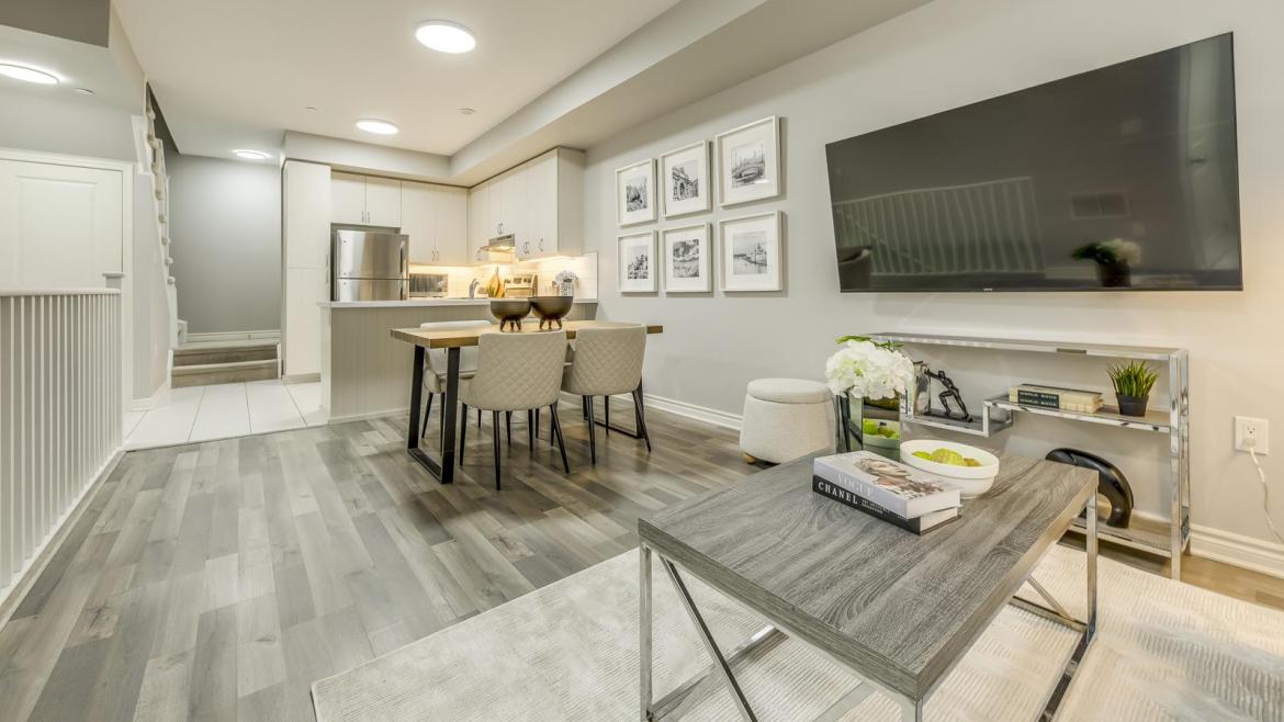 6 - 2255 Mcnab Lane, Clarkson, Mississauga 