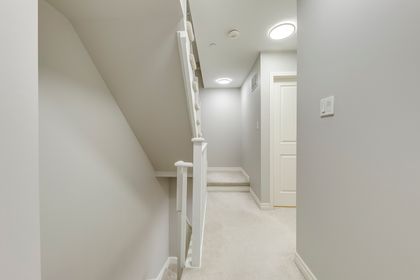 2nd Level - 6 - 2255 McNab Lane, Mississauga at 6 - 2255 Mcnab Lane, Clarkson, Mississauga