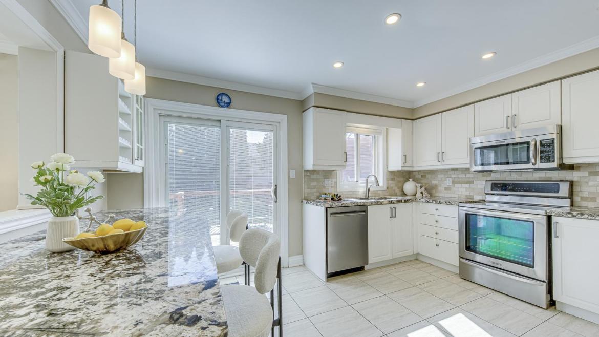 2580 Andover Road, 1015 - RO River Oaks, Oakville 