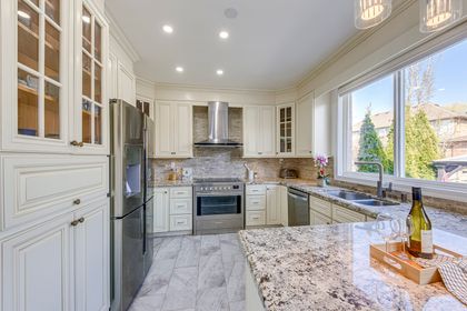 Kitchen - 1368 Pine Glen Rd., Oakville at 1368 Pine Glen Road, West Oak Trails, Oakville