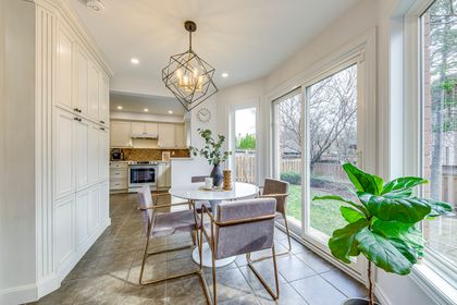Breakfast Area - 2075 Banbury Cres., Oakville at 2075 Banbury Cres,, River Oaks, Oakville