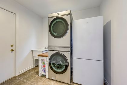 Laundry Room - 2075 Banbury Cres., Oakville at 2075 Banbury Cres,, River Oaks, Oakville