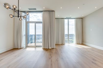 Open Concept Living Area - 815 - 509 Dundas St.W., Oakville at 815 - 509 Dundas Street W., 1008 - GO Glenorchy, Oakville