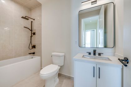 2nd Bedroom Ensuite - 815 - 509 Dundas St.W., Oakville at 815 - 509 Dundas Street W., 1008 - GO Glenorchy, Oakville