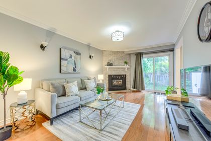 Family Room - 3362 Fenwick Cres., Mississauga at 3362 Fenwick Crescent, Erin Mills, Mississauga
