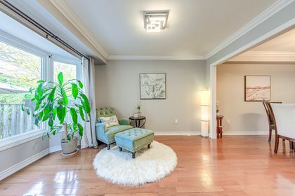 Living Room - 3362 Fenwick Cres., Mississauga at 3362 Fenwick Crescent, Erin Mills, Mississauga