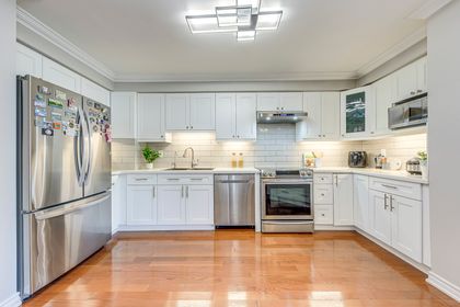 Kitchen - 3362 Fenwick Cres., Mississauga at 3362 Fenwick Crescent, Erin Mills, Mississauga