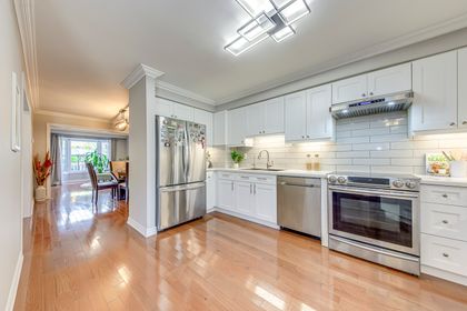 Kitchen - 3362 Fenwick Cres., Mississauga at 3362 Fenwick Crescent, Erin Mills, Mississauga