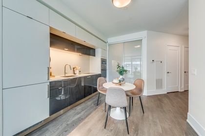 Kitchen & Dining Area  - 612 - 1 Edgewater Dr., Toronto - Elite3 & Team at 612 - 1 Edgewater Drive, Waterfront Communities C1, Toronto